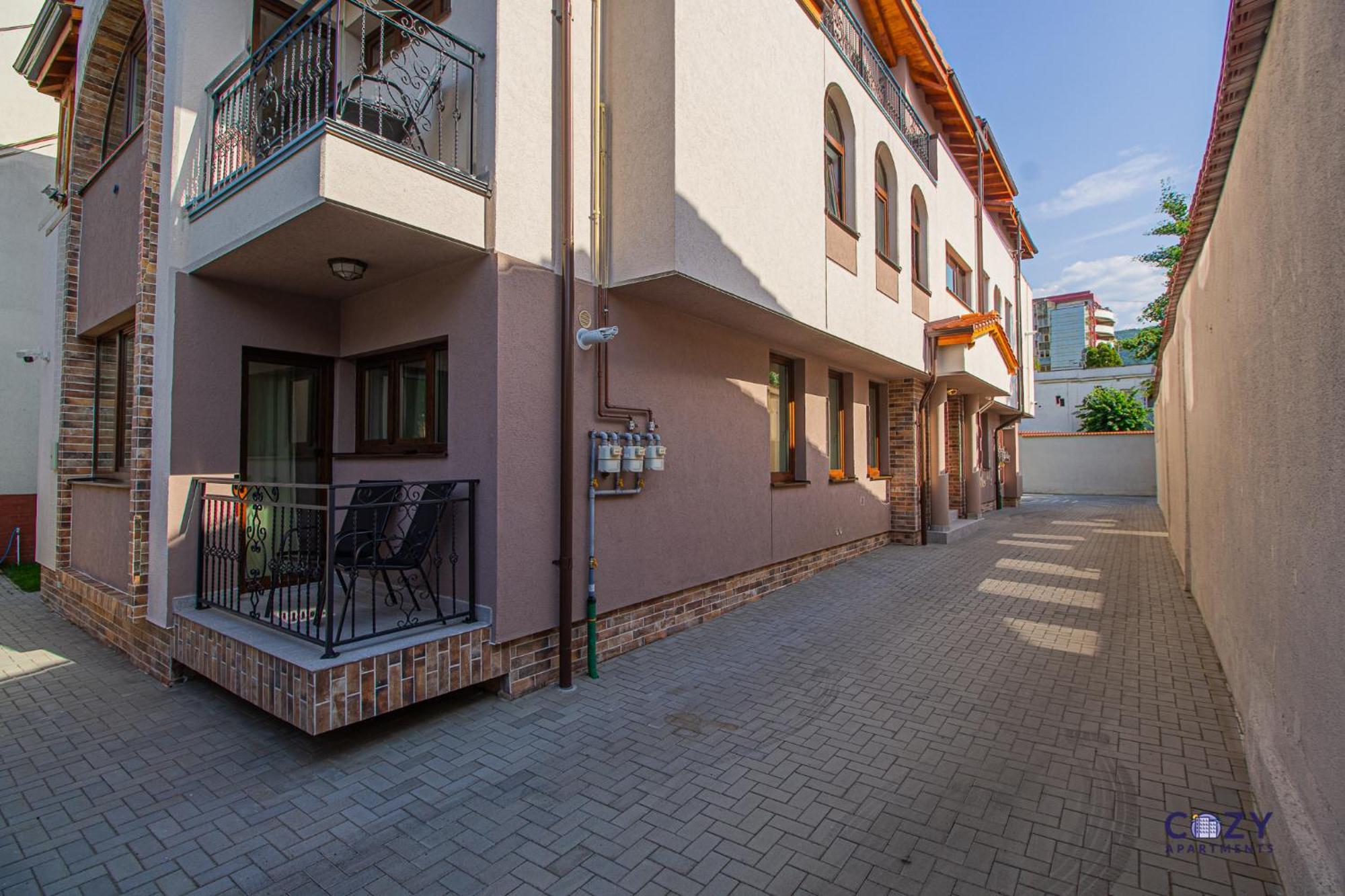 Cozy Brand New Boutique Aparthotel Braşov Exteriör bild