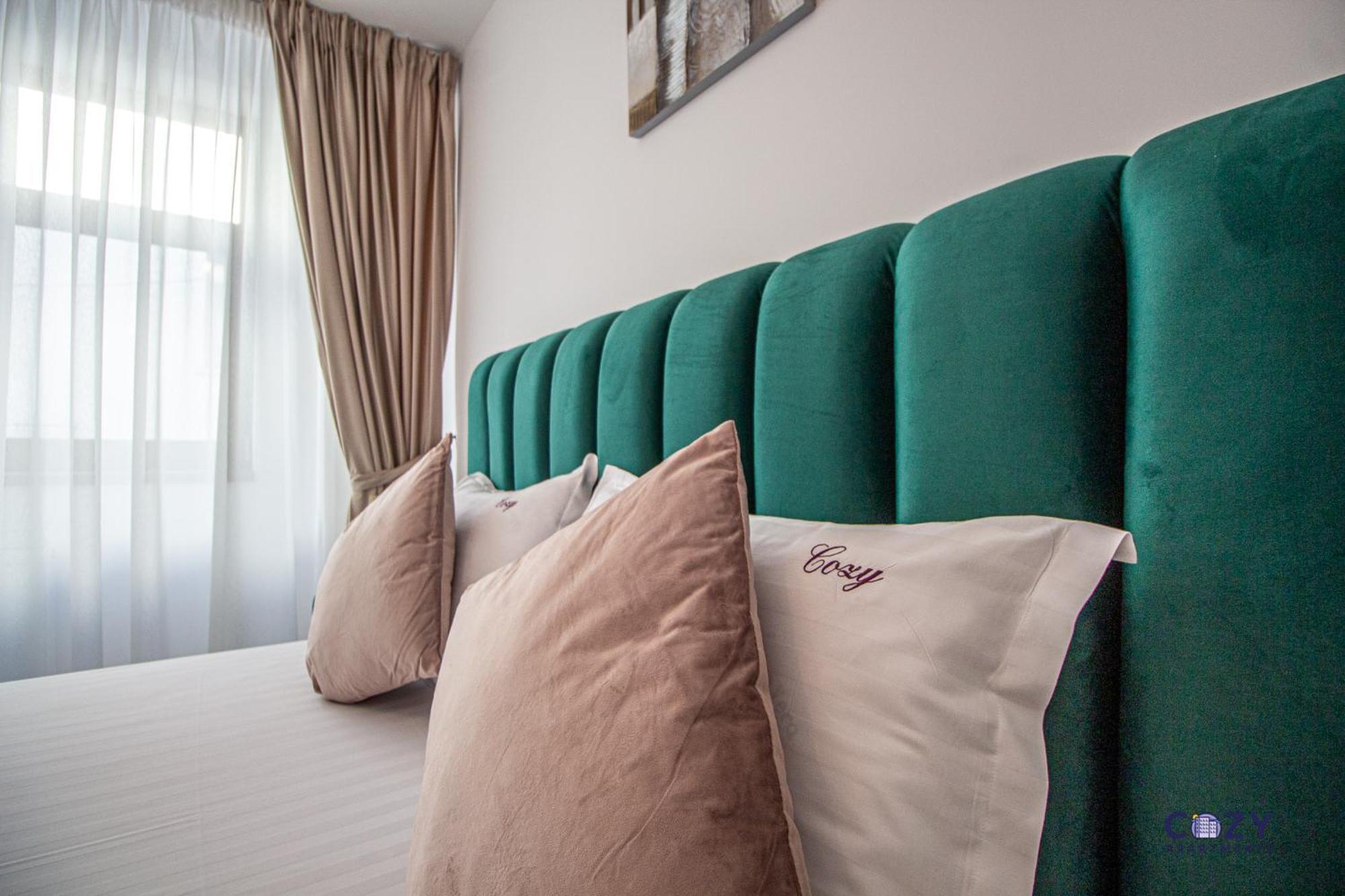 Cozy Brand New Boutique Aparthotel Braşov Exteriör bild