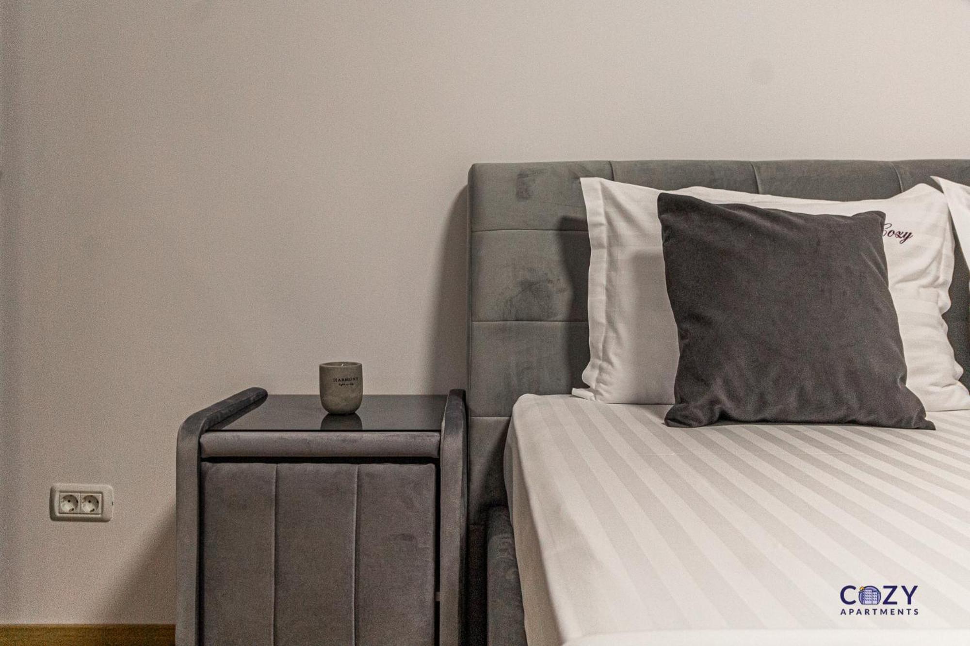 Cozy Brand New Boutique Aparthotel Braşov Exteriör bild