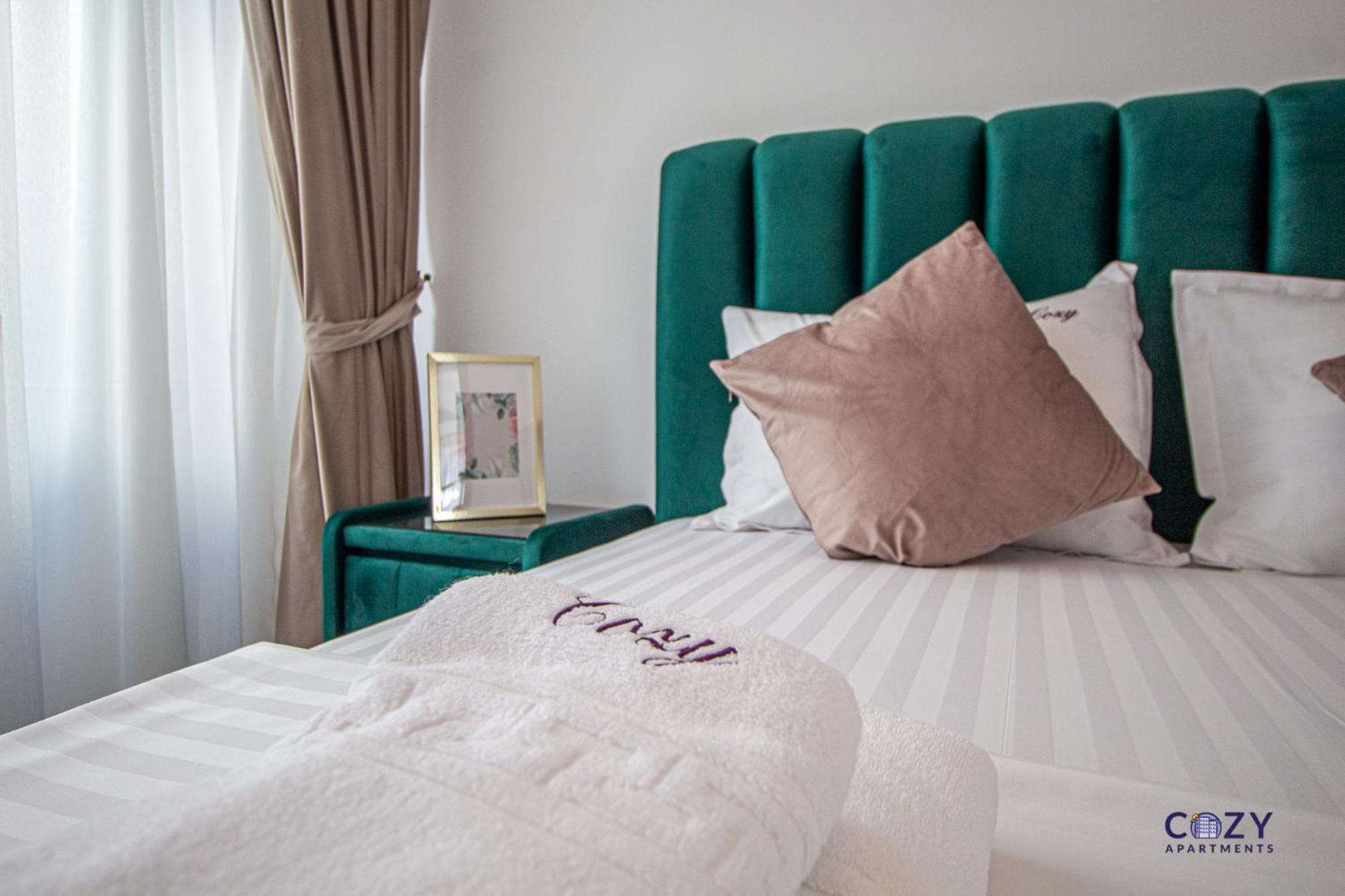 Cozy Brand New Boutique Aparthotel Braşov Exteriör bild